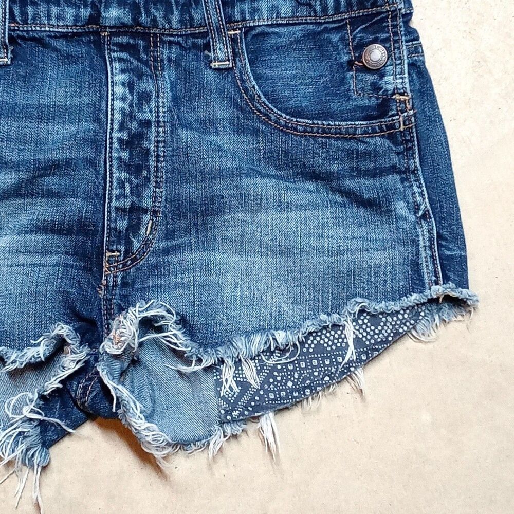 American Eagle Women’s Cutoff Bib Overalls Size XS Distressed Denim Jean Shorts - Picture 3 of 9